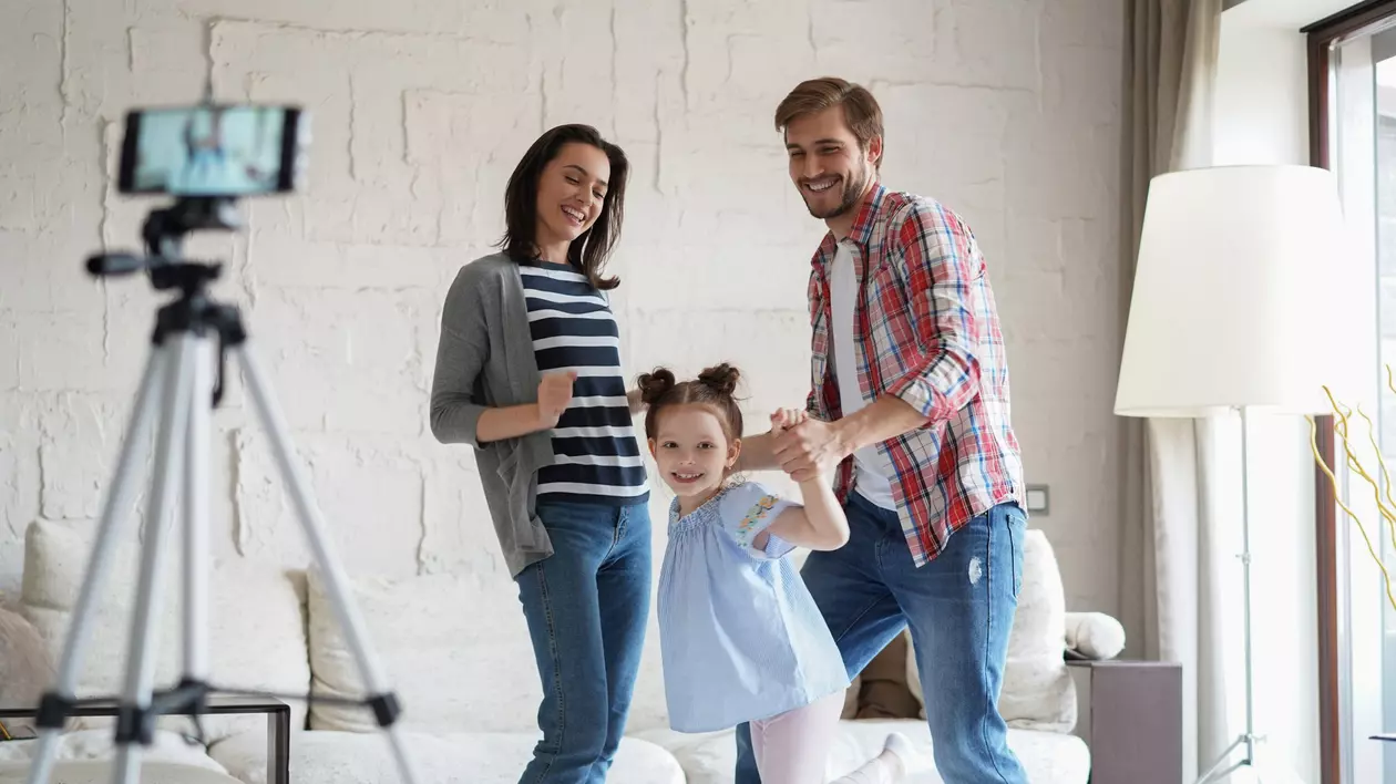 Cele mai importante 10 trenduri în fotografia de familie și bebeluși din 2025