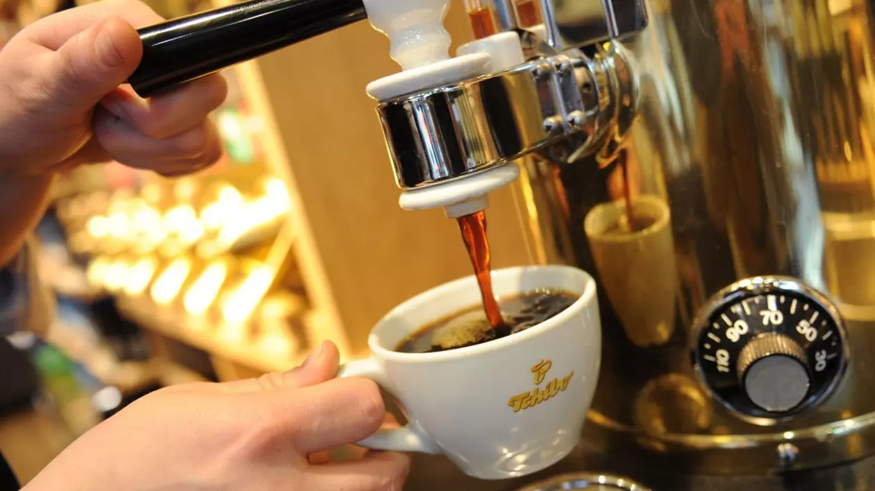 Beneficiile și riscurile consumului de cafea. Ce spun studiile recente