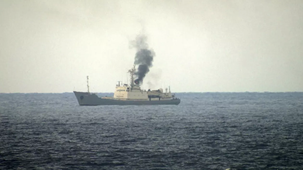 Incendiu la bordul navei de spionaj Kildin Foto: Profimedia