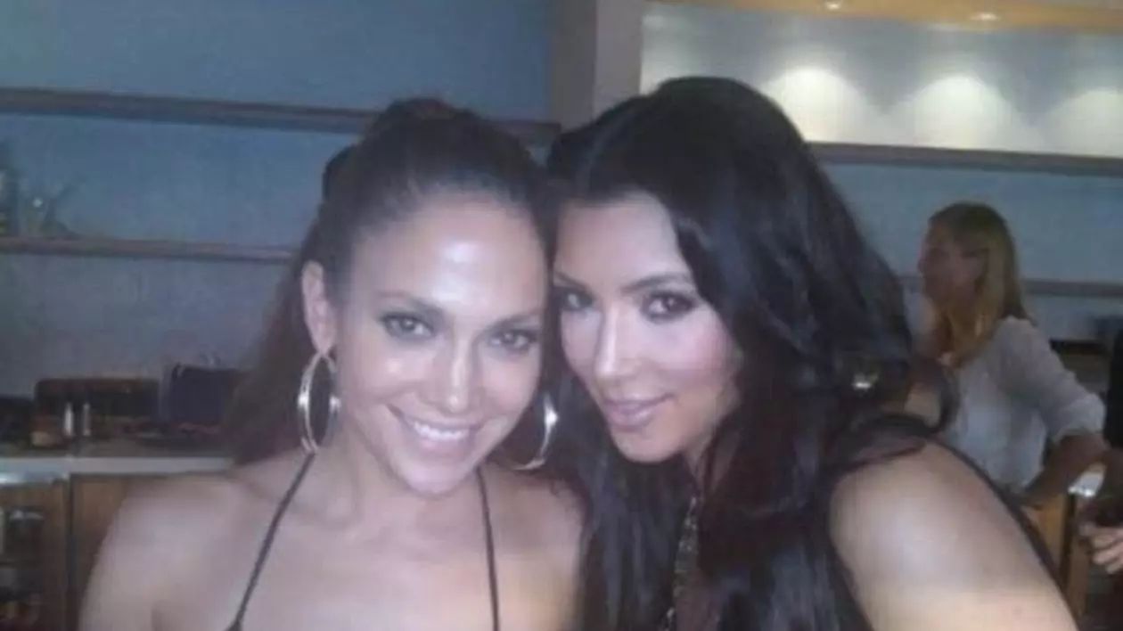 Jennifer Lopez și Kim Kardashian