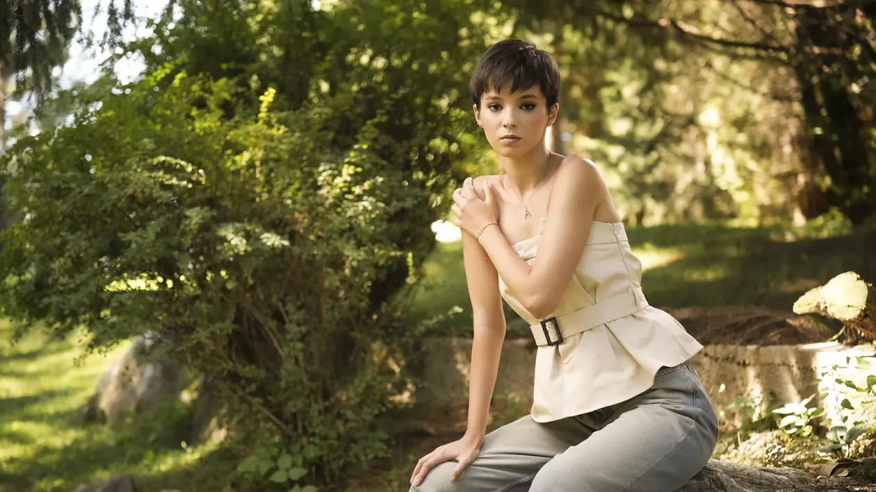 Karina Jianu, actrița principală din „Ana, Mi-ai fost scrisă în ADN”, serial de la Antena 1