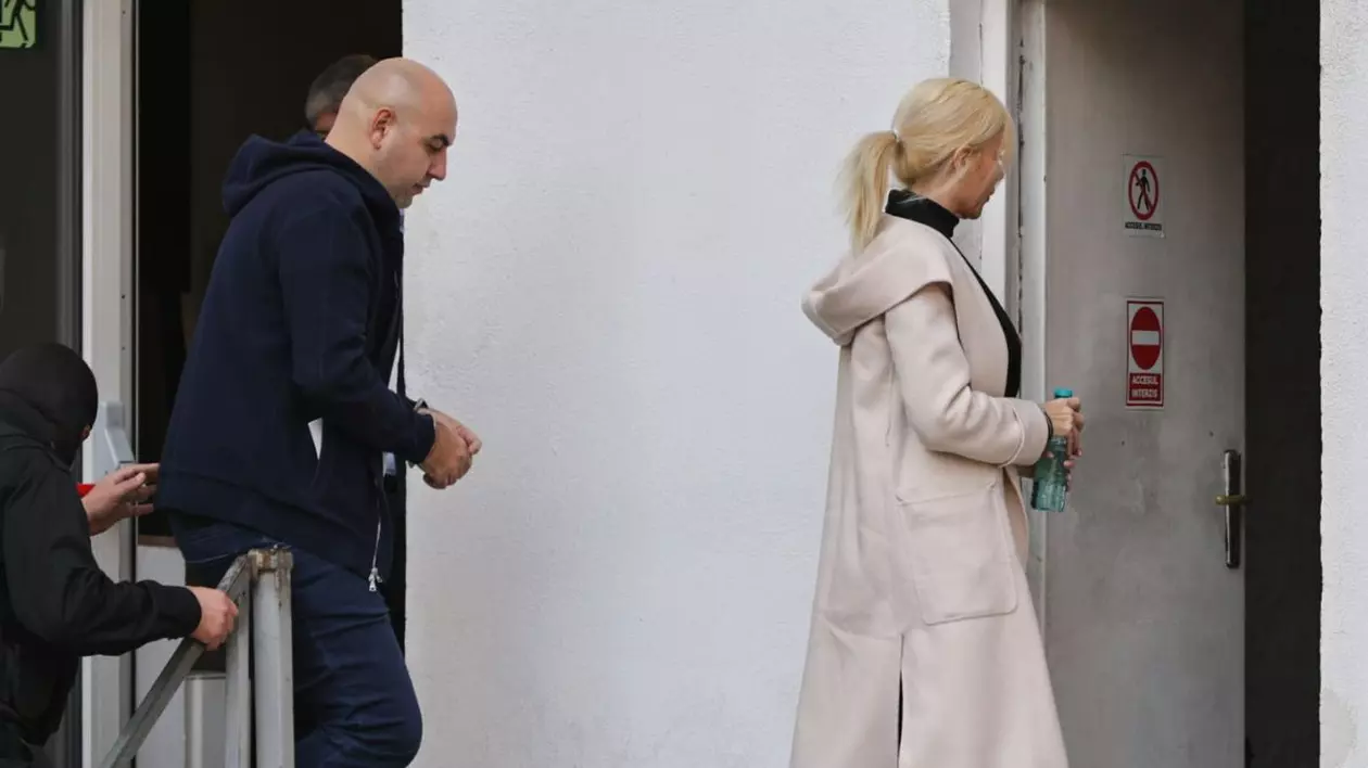 Laura Vicol și Vladimir Ciobă, la intrarea în clădirea ICCJ, 13 februarie 2024