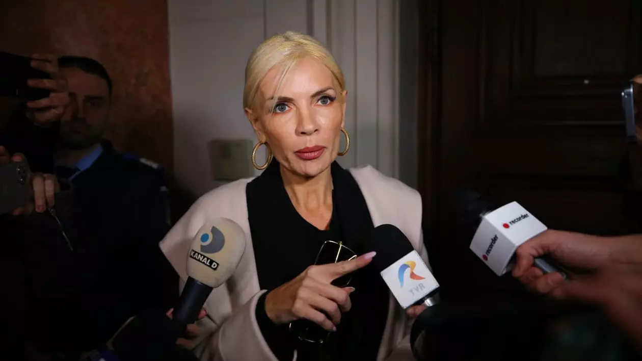 Laura Vicol a fost surprinsă la Curtea de Apel București