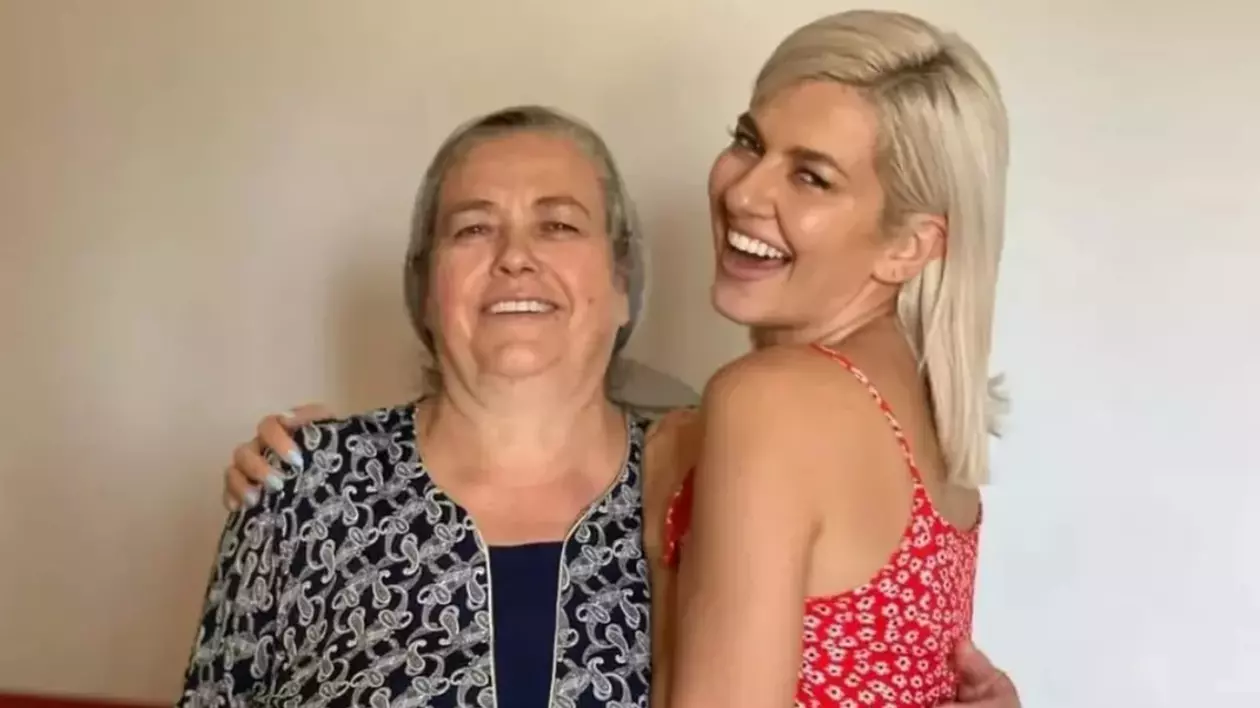 Lidia Buble și mama ei