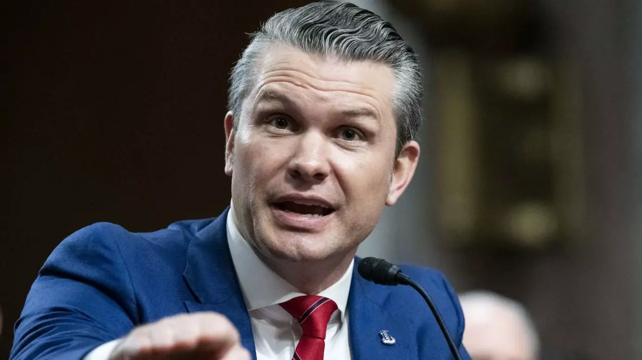 14 ianuarie 2025, Washington, District Of Columbia, SUA: PETE HEGSETH, nominalizat la funcția de secretar al Apărării, vorbind la audierea de nominalizare a Comisiei pentru serviciile armate din Senat la Capitoliul SUA. Este îmbrăcat în costum și pare agitat