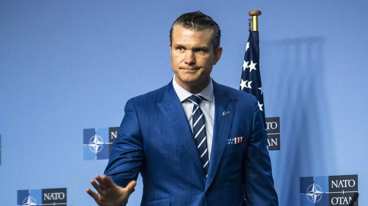 Pete Hegseth, noul șef de la Pentagon, la prima sa reuniune la NATO Foto: Profimedia
