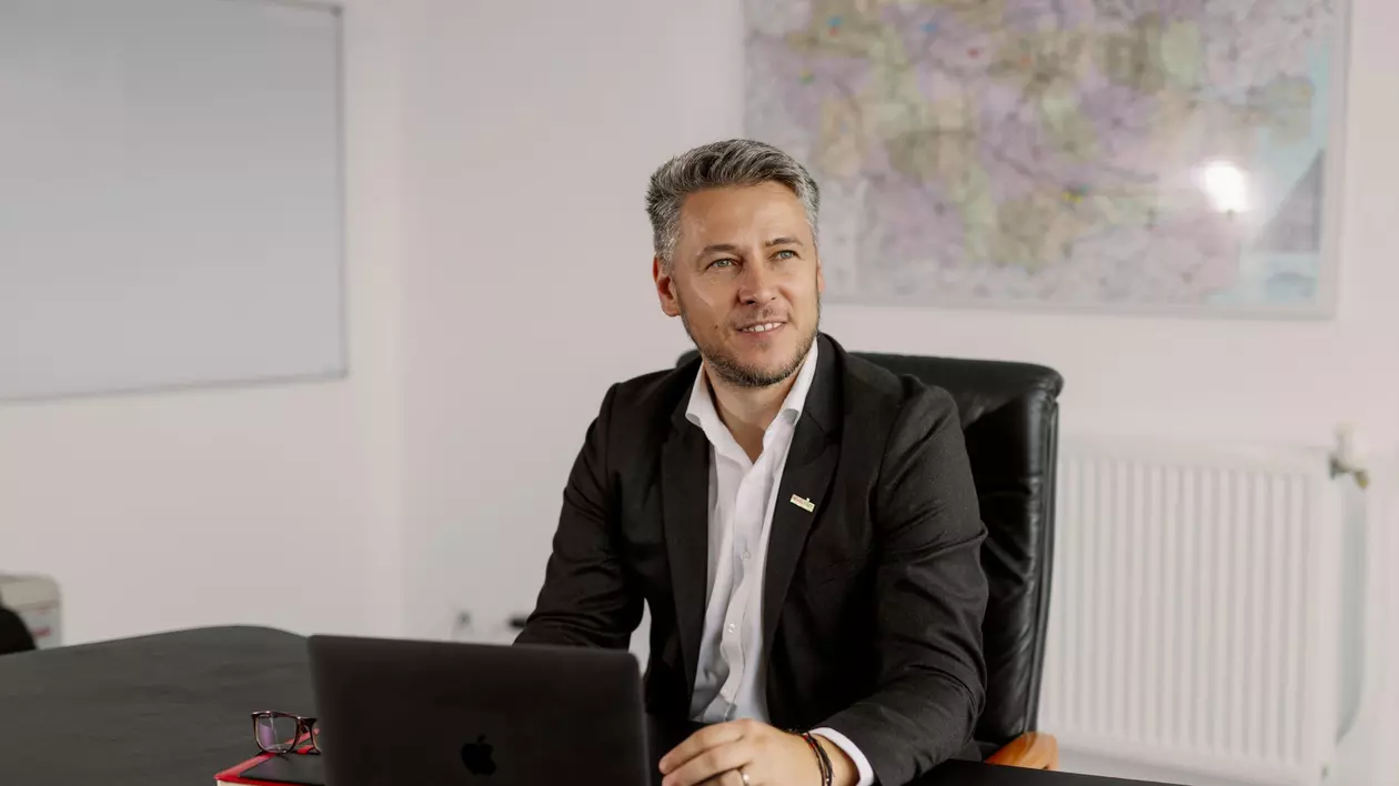 Traian Morar, noul CEO Arhivatorul, vorbește despre obiectivele ambițioase ale companiei care activează în domeniul arhivistic și al managementului de documente