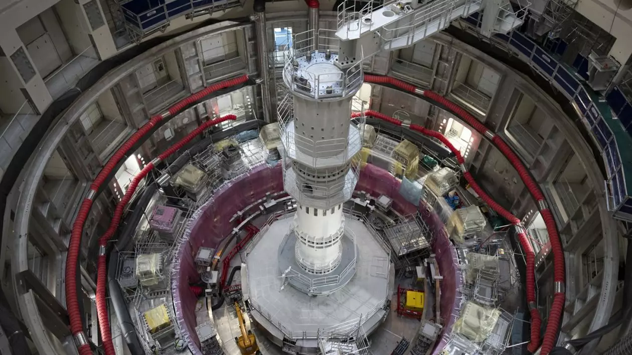 Un reactor de fuziune a funcționat timp de 22 de minute, un record. „Sfântul Graal” al energiei