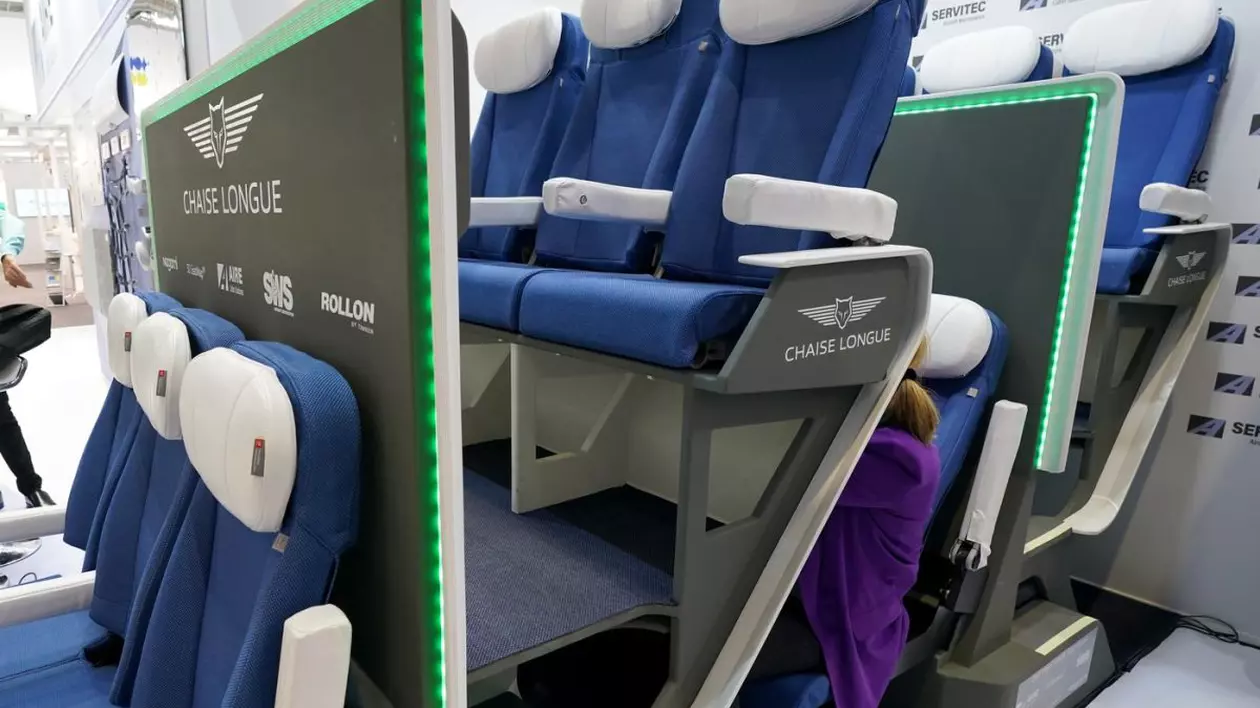 Conceptul scaunelor supraetajate în avion a stârnit curiozitatea Airbus. Cum funcționează acestea și cât de confortabile ar putea fi
