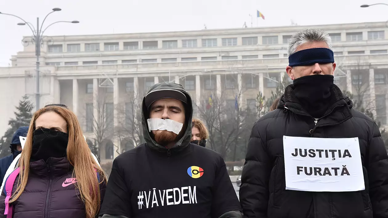 Protest impotriva modificarilor aduse legilor justitiei