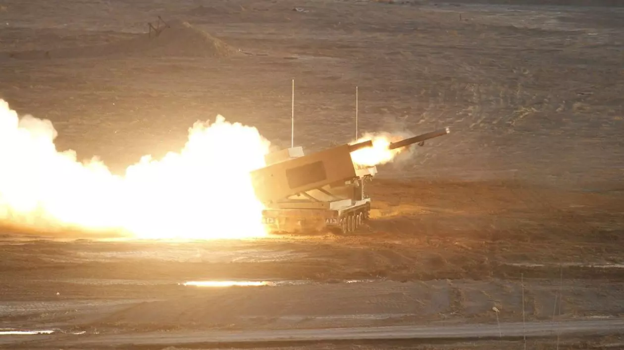 Sistemul de lansare multiplă de rachete M270 (MLRS), Sursa foto_ Profimedia