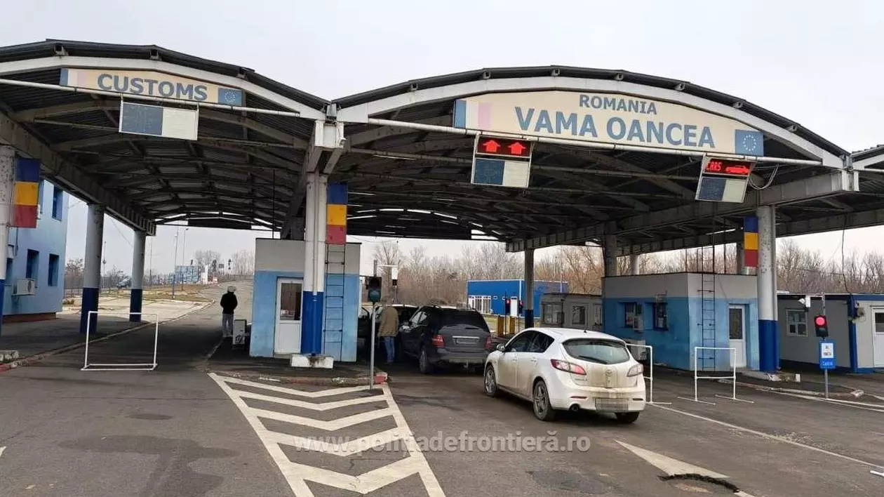 Mașini surprinse la vama Oancea.