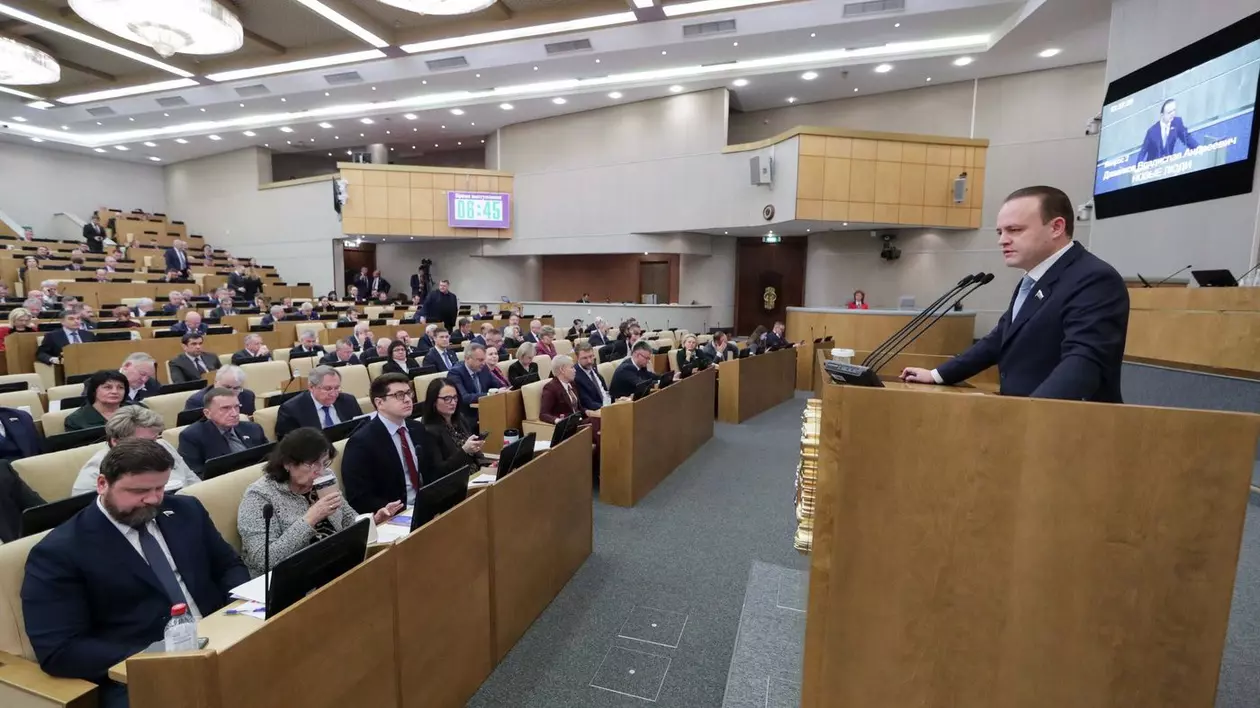 Vladislav Davankov, la tribuna Dumei de Stat, camera inferioară a Parlamentului rus Foto: Profimedia