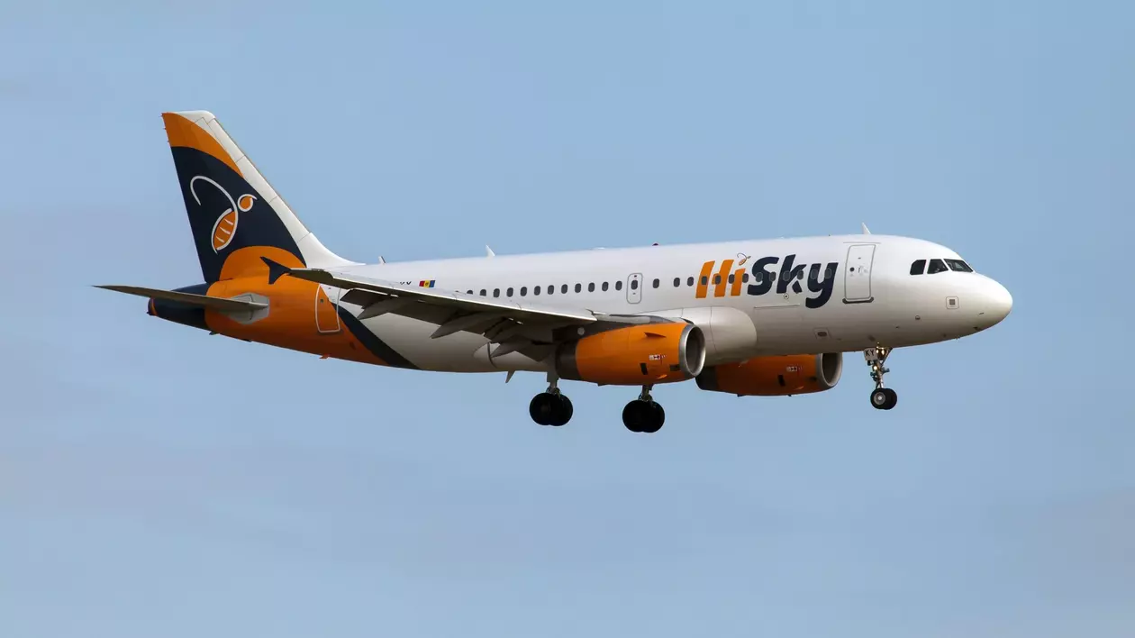 Poză cu un avion al companiei aeriene HiSky