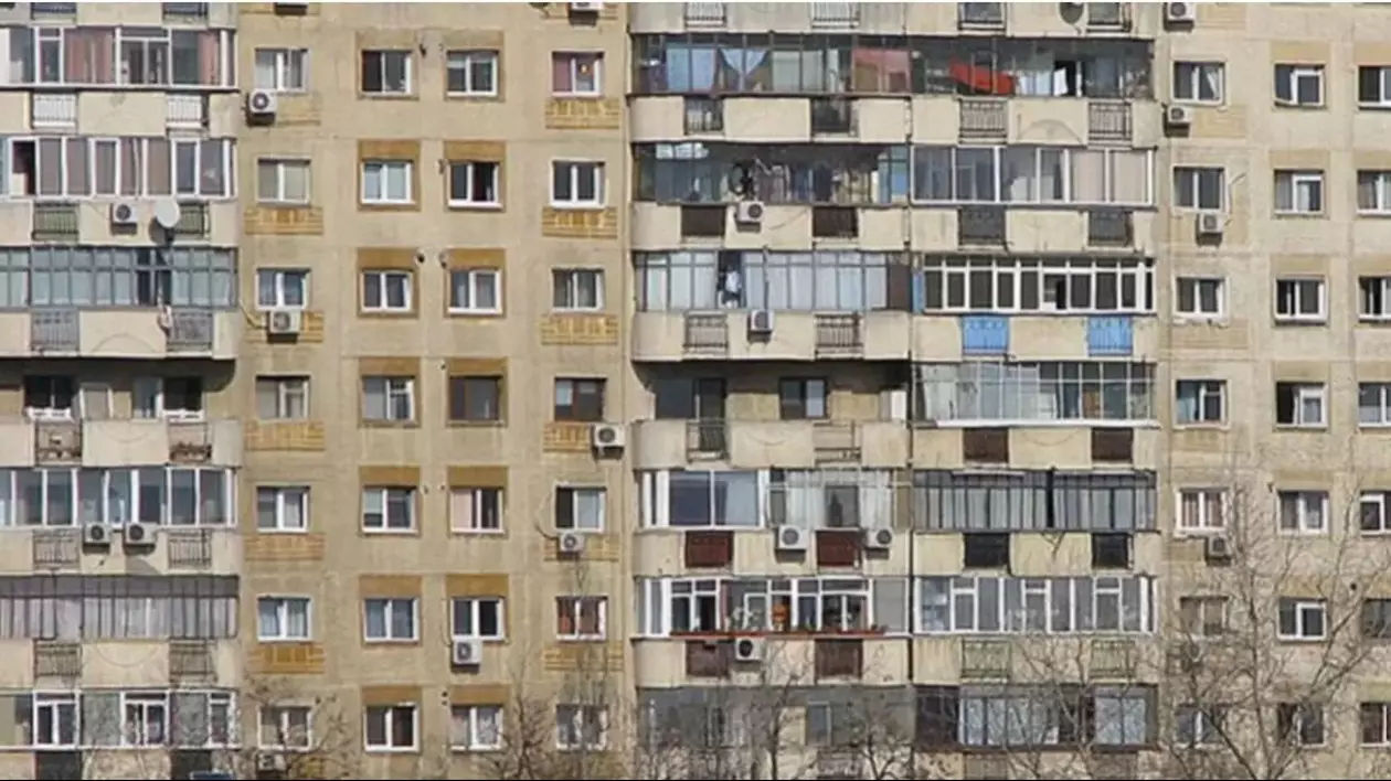 Bloc înalt din România, destul de vechi