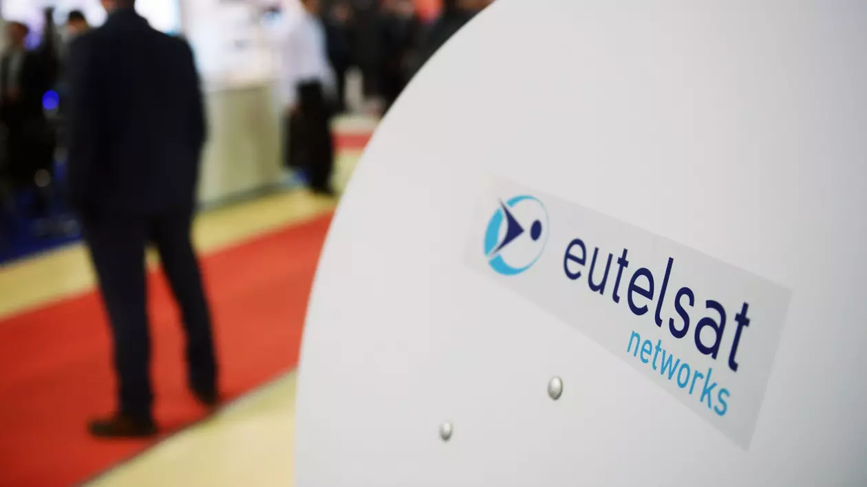 O companie europeană crește vertiginos la bursă, pe fondul zvonurilor că va înlocui Starlink în Ucraina. Deține rețeaua de sateliți OneWeb