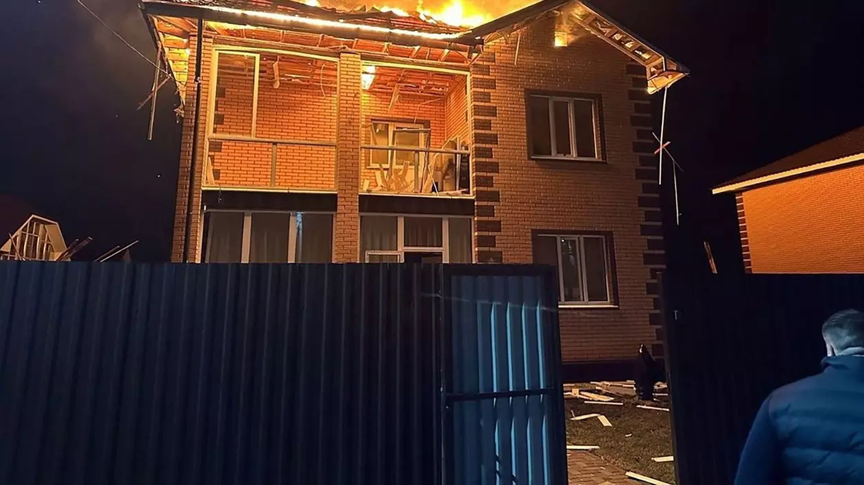 Incendiu după un atac cu drone efectuat de ucraineni în Rusia Foto: Profimedia