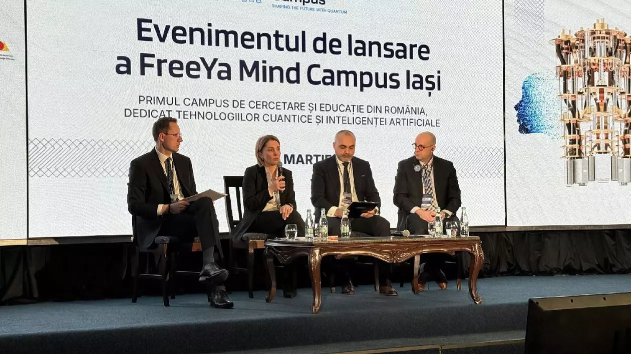 Imagine cu reprezentanții campusului FreeYa Mind și IBM, în timpul evenimentului de lansare al hub-ului de la Iași.