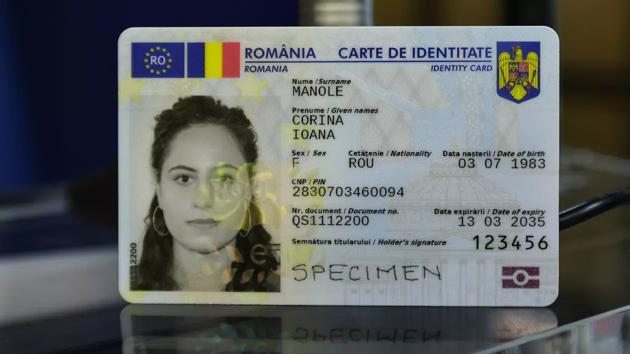 Noua carte de identitate, prezentată de MAI. FOTO: Vlad Chirea