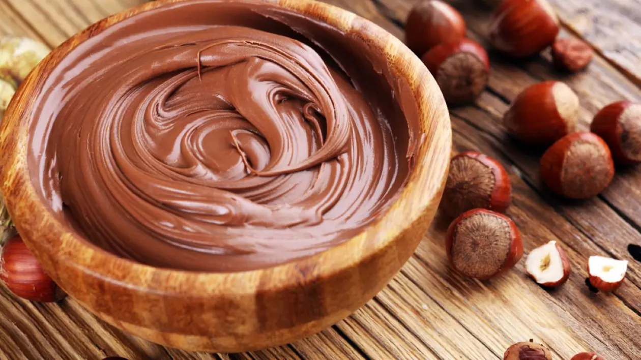 "Nutella de casă" - reţete de cremă de ciocolată cu alune