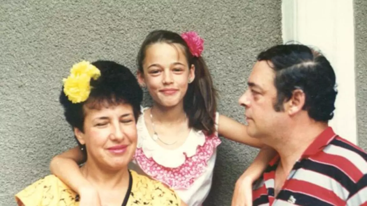 Andreea Raicu și părinții ei