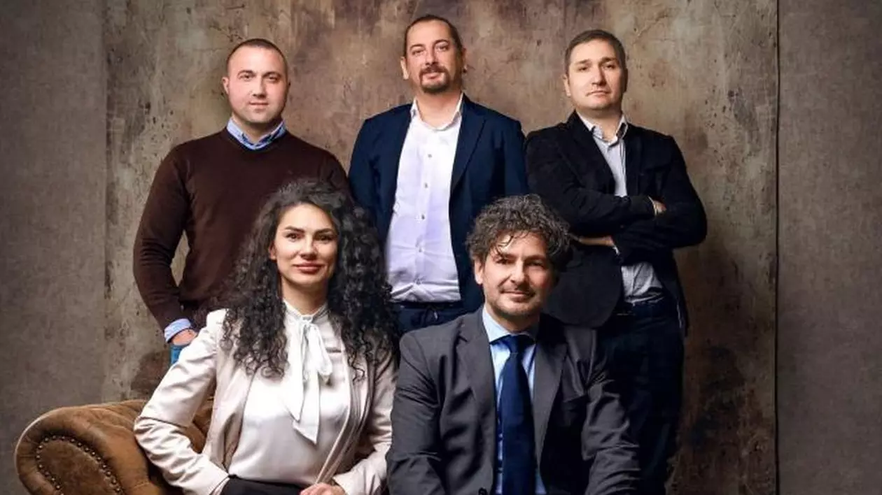 Alături de președintele Laurențiu Boici, din conducerea PDRB fac parte și Alex Ciobotaru, Emanuel Cojocariu, Anamaria Purusniuc și Marius Suteu
