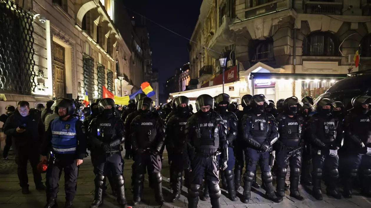jandarmi protest BEC susținători pro-georgescu