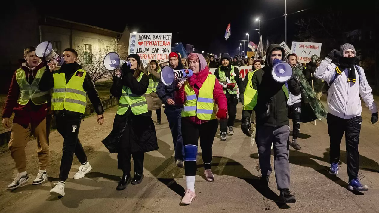 protest-serbia-la-sate-s-190