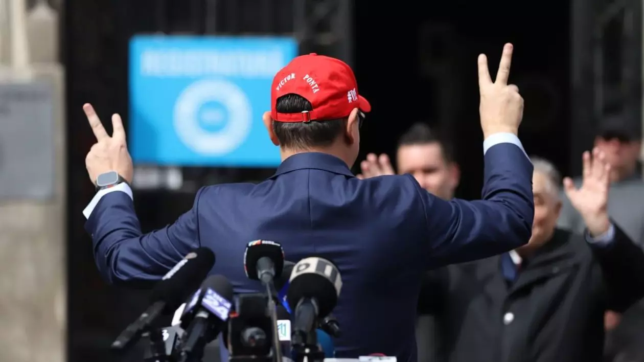 Victor Ponta a fost exclus din PSD, după ce și-a depus candidatura la alegerile prezidențiale