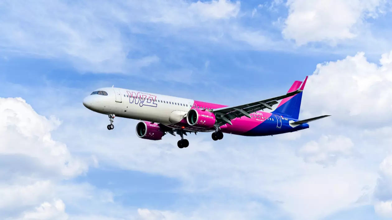 Un avion Wizz Air aflat în timpul zborului