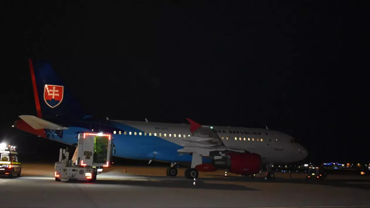 Aeronavă cu care vor fi duși în altă țară pacienții scoși din Gaza