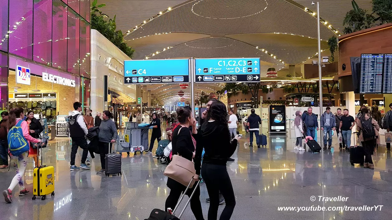 Cât costă burgerii și berea în aeroportul din Istanbul: „Jaf! Cei mai scumpi din lume. Adaos de 1.000%”