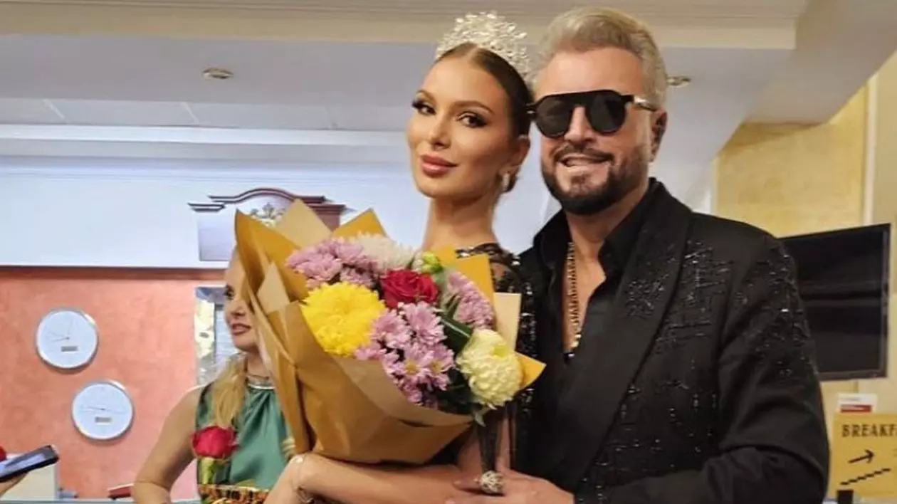 Cătălin Botezatu, alături de Nicolle Fota, iubita lui