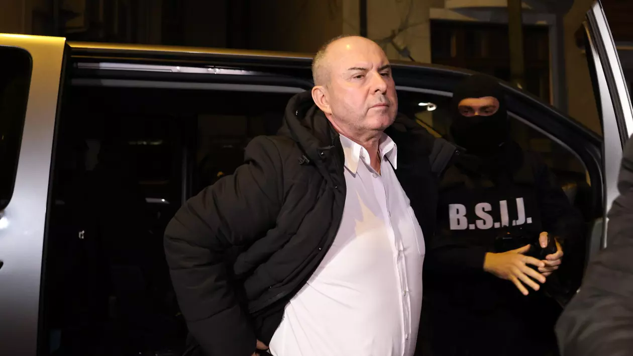 Generalul Catalin Zisu, adus la sediul Directiei Nationale Anticoruptie din Bucuresti, 14 februarie 202