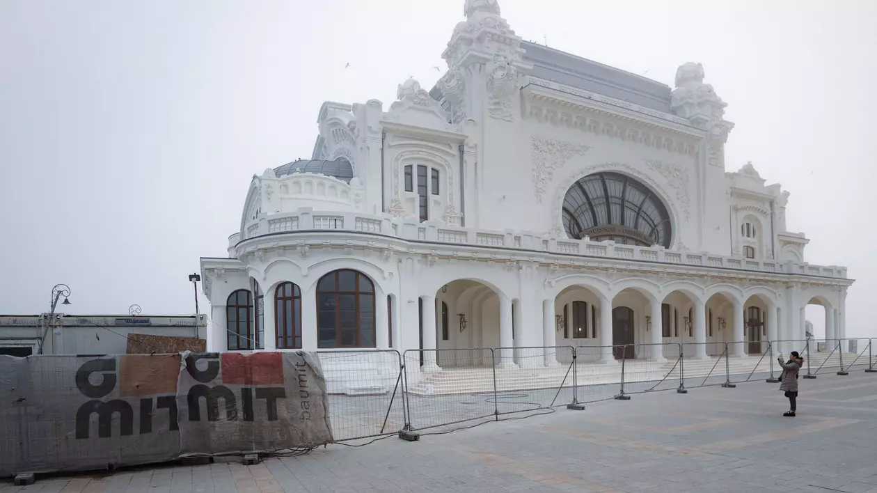 La Cazinoul din Constanța încă se lucrează după ce a fost făcută recepția clădirii