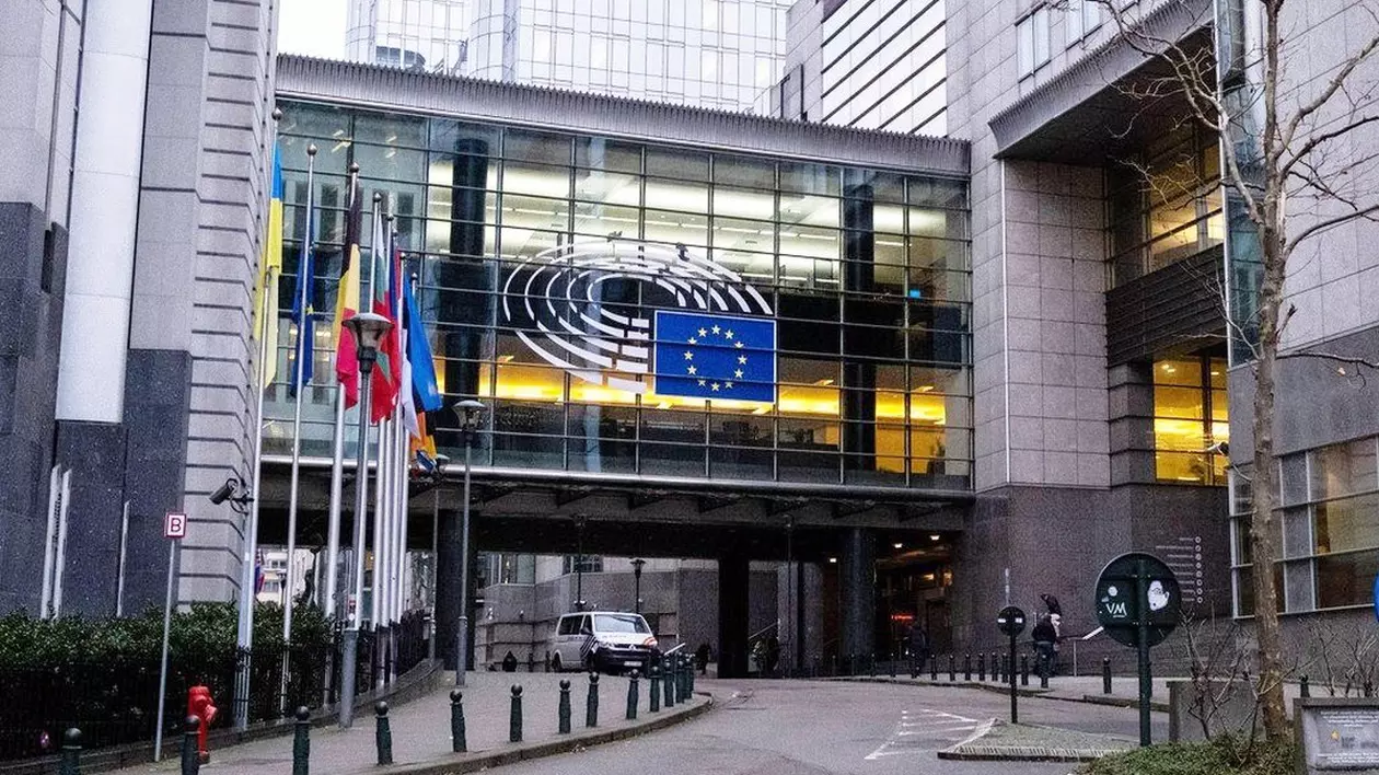 Europa e cu ochii pe alegerile prezidențiale din România. Scenariile electorale „sperie Bruxelles-ul”
