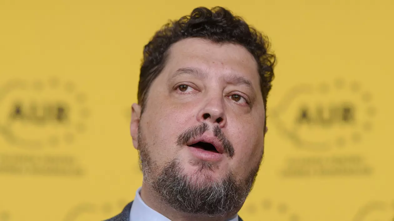 Claudiu Târziu, despre eșecul AUR: „Simion părea subordonat lui Călin Georgescu. Suveranismul n-a devenit tendință culturală”