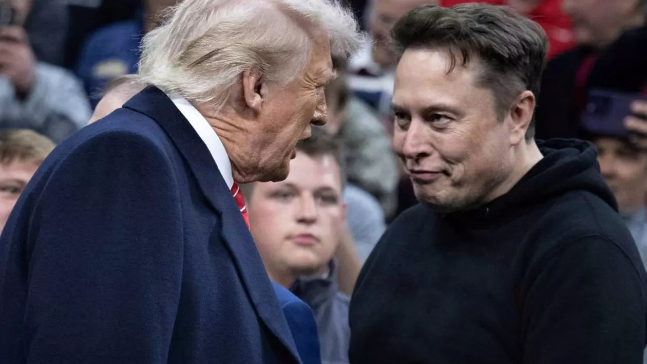 presedintele statelor unite intr-o fotografie in care pare ca tipă la elon musk fondatorul spacex si tesla
