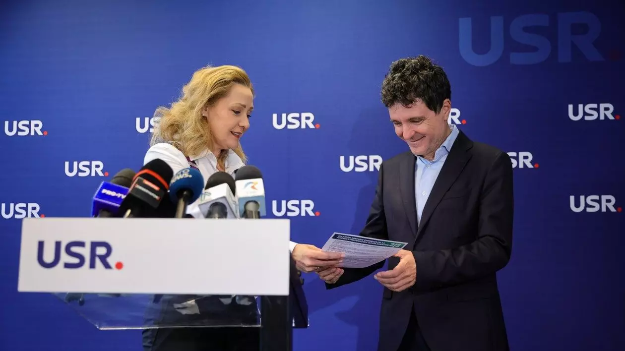 Elena Lasconi l-a susținut pe Nicușor Dan, dar acum primarul Capitalei i-a luat locul în preferințele USR