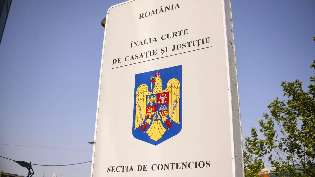 Imagine cu sigla Inaltei Curti de Casatie si Justitie (ICCJ), la finalul sedintei publice, organizata pentru desemnarea, prin tragere la sorti, a celor 5 judecatori ai ICCJ care vor face parte din Biroul Electoral Central pentru alegerea Senatului si a Camerei Deputatilor, in Bucuresti, miercuri, 4 septembrie, 2024