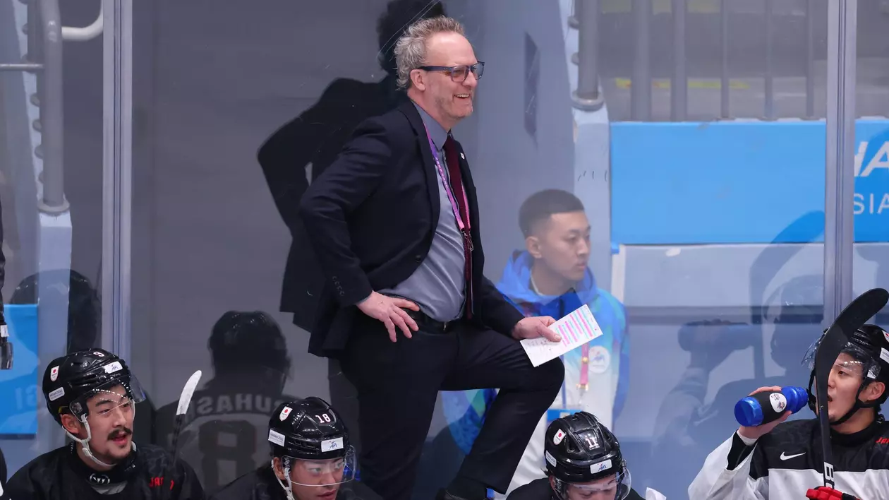 Jarrod Skalde, antrenorul naționalei de hochei a Japoniei, și-a botezat copiii „Adevăr” și „Patină”. Povestea cutremurătoare din trecutul său | INTERVIU
