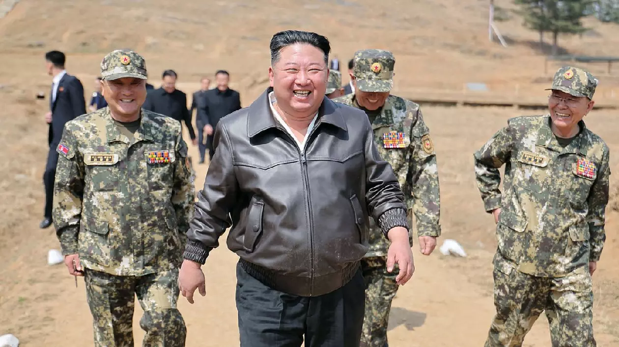 Kim Jong Un la o bază secretă de antrenament din Coreea de Nord - Foto Profimedia