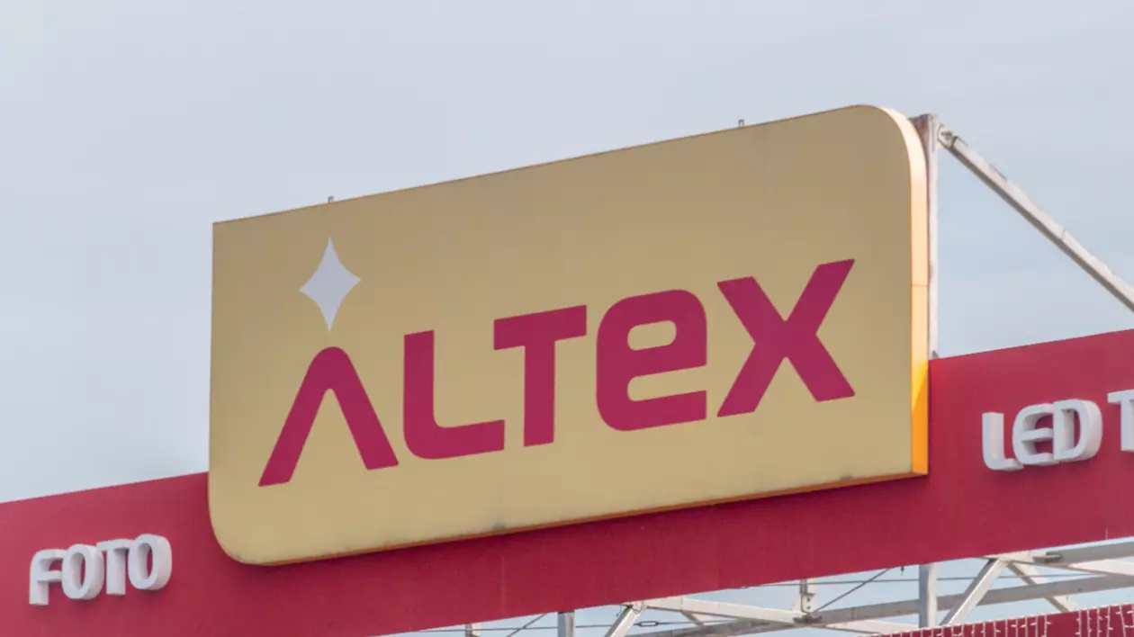 În imagine este ilustrat logo-ul Altex