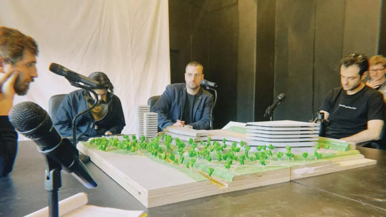 Piața imobiliară devine subiect de teatru în Cluj