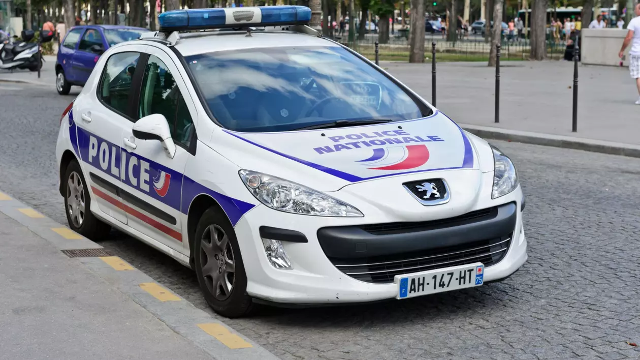 o mațină de poliție Franța