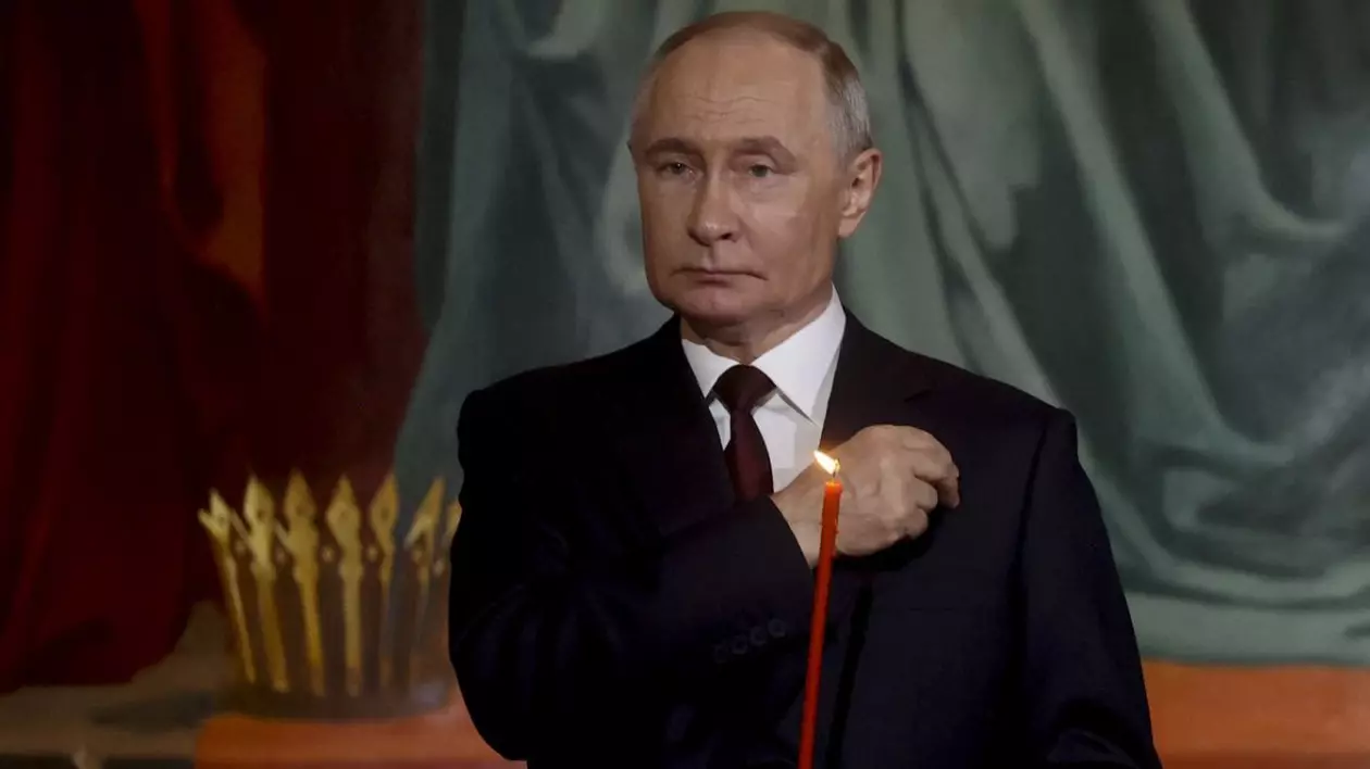 Președintele rus Vladimir Putin a participat la slujba de Paște de la Moscova