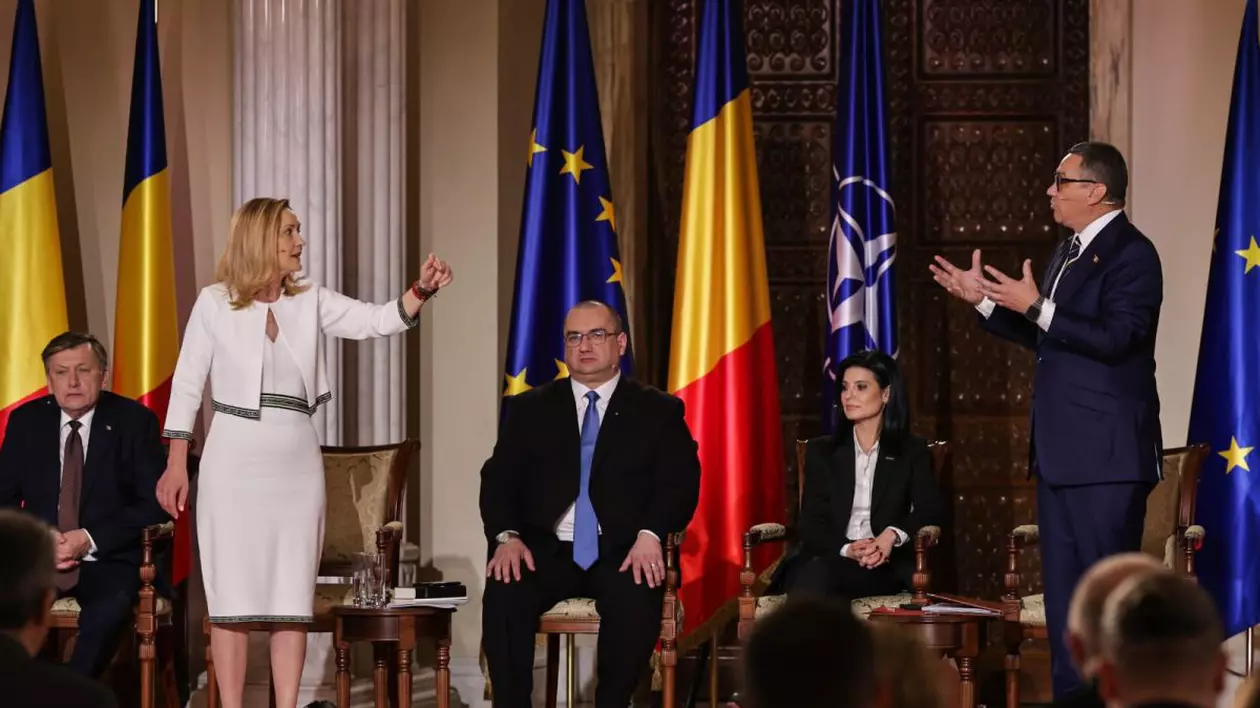 Elena Lasconi se contrează cu Victor Ponta, în timp ce Crin Antonescu (stânga) ascultă disputa verbală dintre cei doi