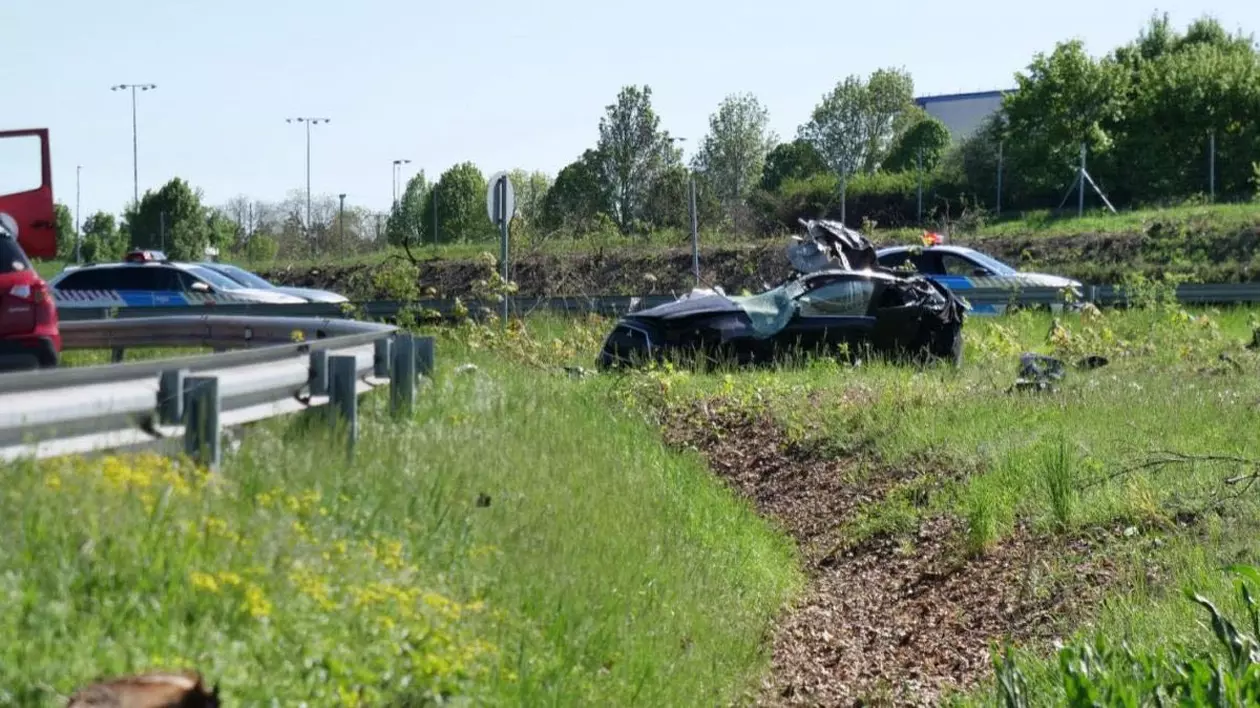 Accident pe autostrada M1 din Ungaria în care trei români și-au pierdut viața