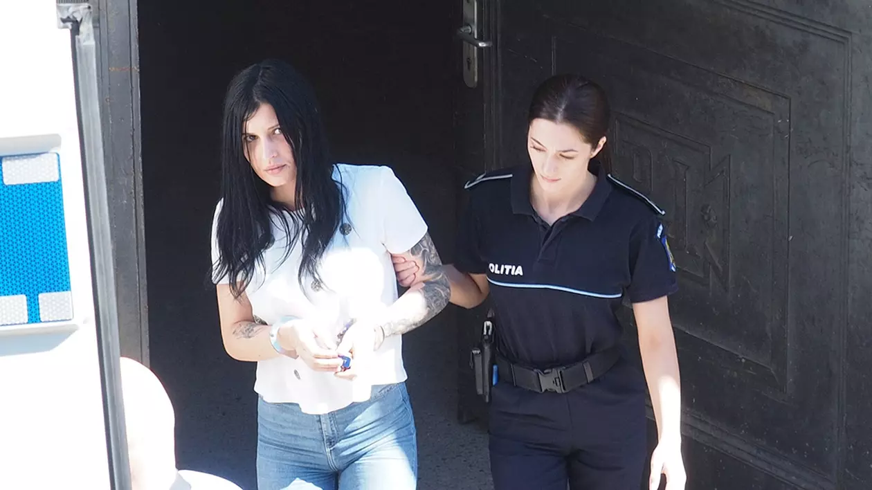 Adriana Carmeluța Bărbălău la politie