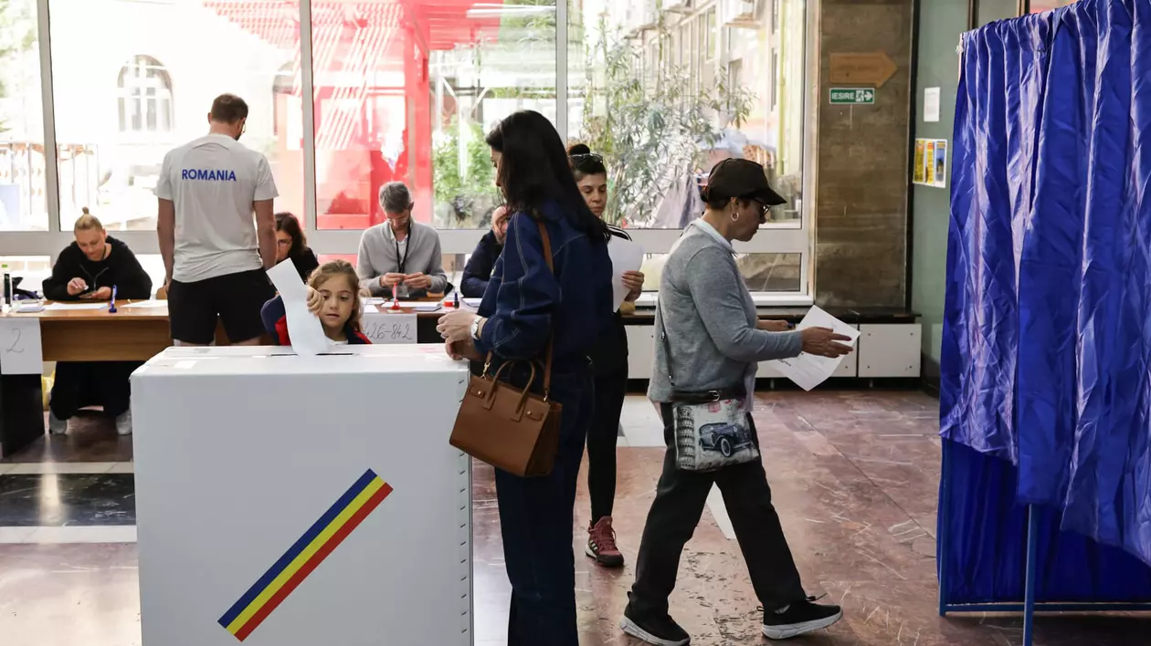 Cum s-au transferat voturile între cele două tururi ale scrutinului prezidențial. Nicușor Dan „a furat” chiar de la George Simion peste 550.000 de alegători
